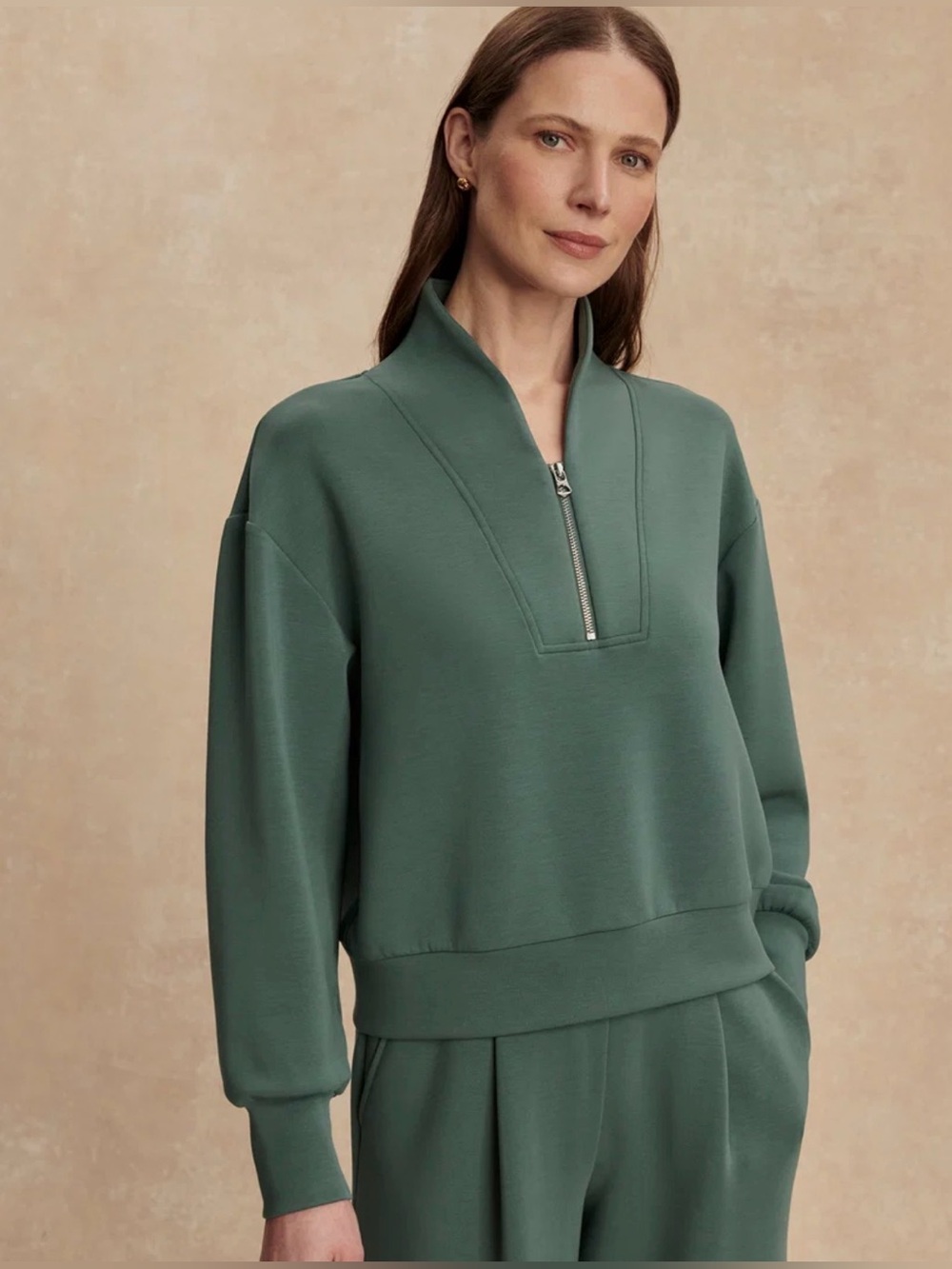 Varley Davidson Sweat in Dark Forest